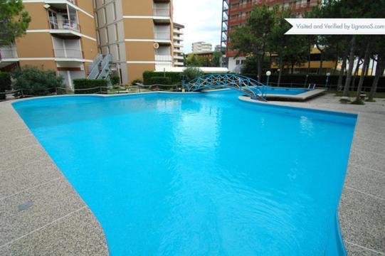 Residence Cristallo - Sabbiadoro Lignano Sabbiadoro Ngoại thất bức ảnh